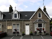 Rosebank Guest House 3*