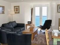 Apartment 3 The Halcyon 