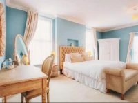 Somerset House Boutique Hotel and Restaurant 