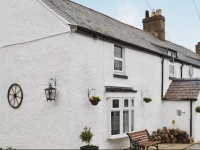 Bryn Euryn Cottage 