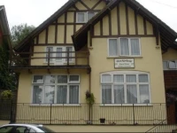 Brackenhurst Guesthouse 