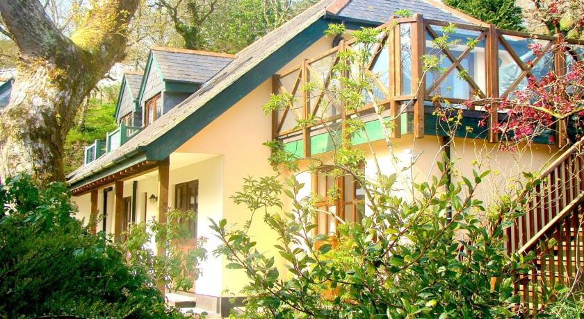 Camellia Cottage 