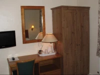 The Thatched House Hotel 