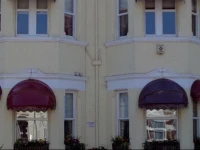 Hunters Lodge Guest House 