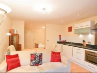 Town or Country - Oceana Apartments 