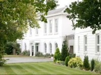 Manor Of Groves Hotel 
