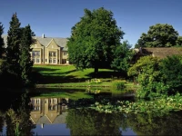 Kenwood Hall Hotel 