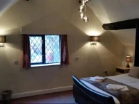 The Yew Tree Inn and Lodges 