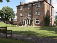 Grove Farm House Bed And Breakfast 