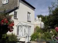 Hemphaye Cottage 