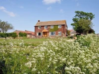 Lodge Farmhouse 