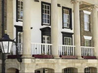 Mercure Salisbury White Hart Hotel 4*