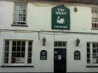 The Swan Inn & Backpackers Annexe 