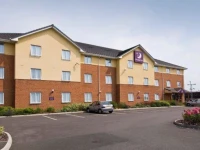Premier Inn Swindon Central 