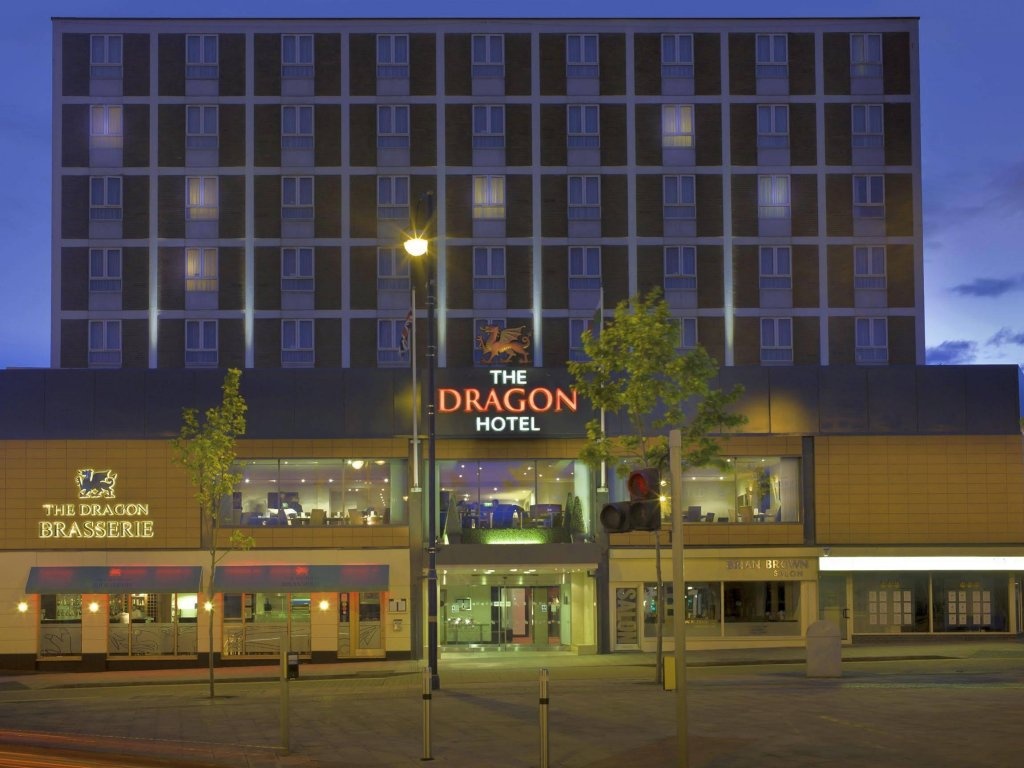 The Dragon Hotel 
