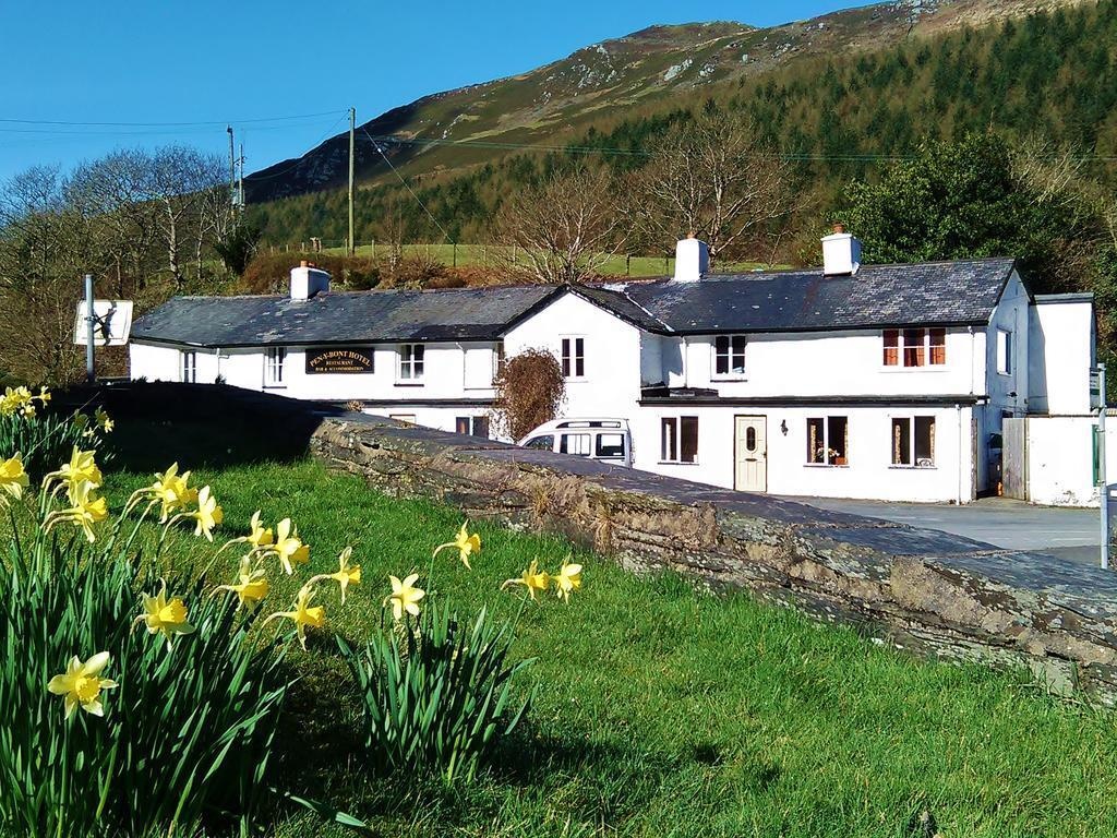 Pen-Y-Bont Hotel 