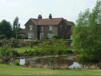 Hall Farm Bed & Breakfast 