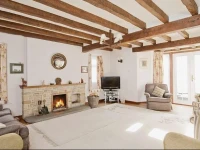 Shaws Cottage 