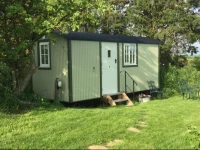 Kites Nest Shepherds Hut 