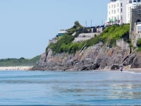 Clarence House Hotel 