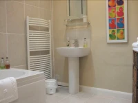 Howden House Bed and Breakfast 