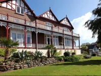 The Robin Hill 