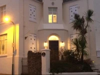 The Birdcage Bed and Breakfast 