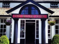 Two Bridges Hotel 