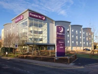 Premier Inn Watford Central 