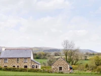 fanolas farmhouse 