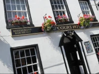 The New Court Hotel 
