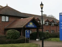 Days Inn Sevenoaks - Clackett Lane 