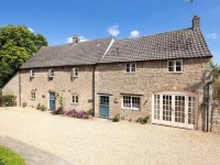 River Nene Cottages 