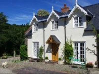 Red House Cottage 