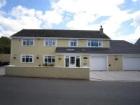 Grovewood House 2*