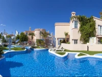 Villas FaГ±abГ© & BahГ­a Suites 