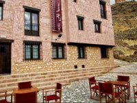 Hotel AlbanuracГ­n 