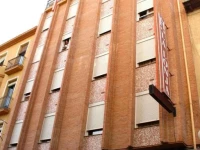 Hostal La Lonja 2*
