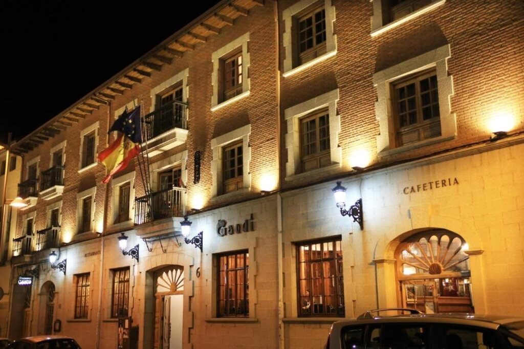 Hotel Gaudi 