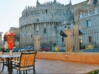 Hostal Restaurante Puerta del AlcГЎzar 