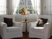 AllyВґs Guest House 