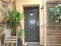 Hostal House 