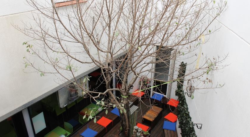 Raval Rooms 