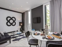 Apartments Fira Sants 