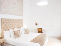 Cami Bed & Gallery 