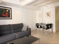 Classbedroom Apartments II 