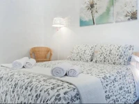 Enzo B&B Montjuic 