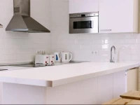 Surf Backpackers B&B 