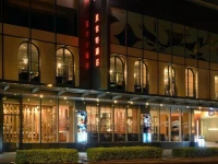 Pentahotel Shanghai 5*