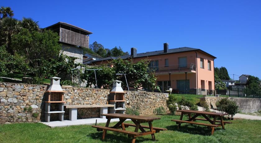Apartamentos Arcos del Esva 